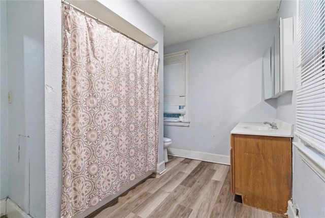 290 Glenwood Dr, Ambridge, PA 15003