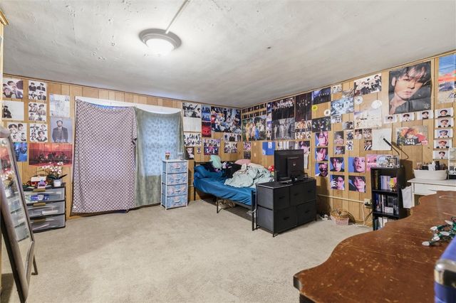 290 Glenwood Dr, Ambridge, PA 15003