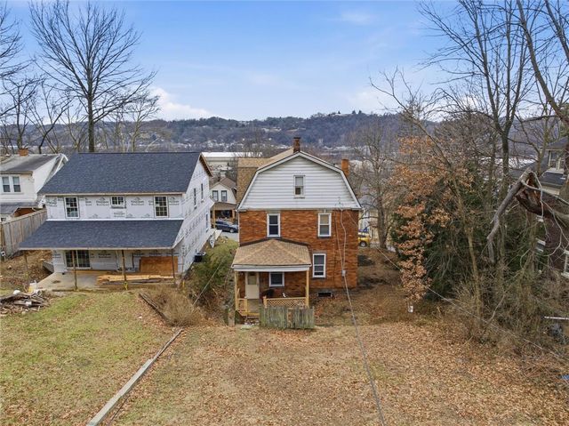 290 Glenwood Dr, Ambridge, PA 15003