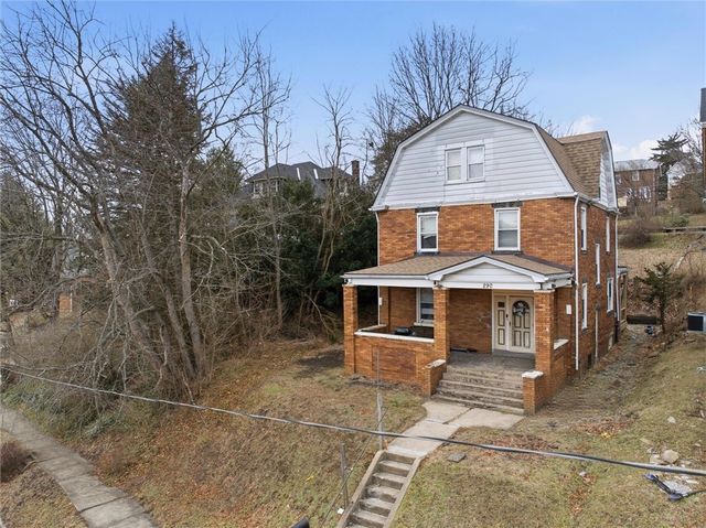 290 Glenwood Dr, Ambridge, PA 15003