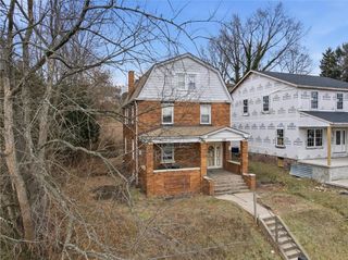 290 Glenwood Dr, Ambridge, PA 15003