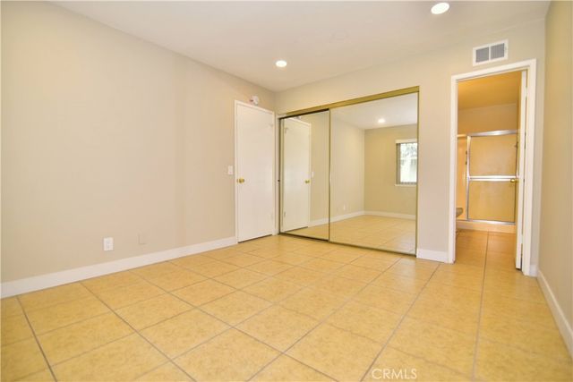 180 Southampton 32, Placentia, CA 92870
