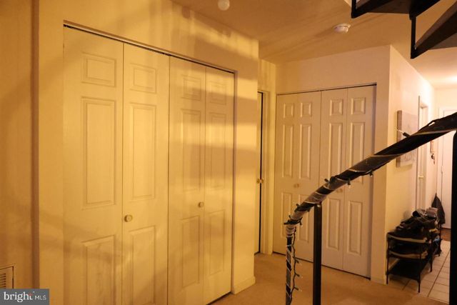 154 VALLEY GREENE CIR, Wyomissing, PA 19610