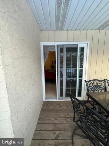 154 VALLEY GREENE CIR, Wyomissing, PA 19610