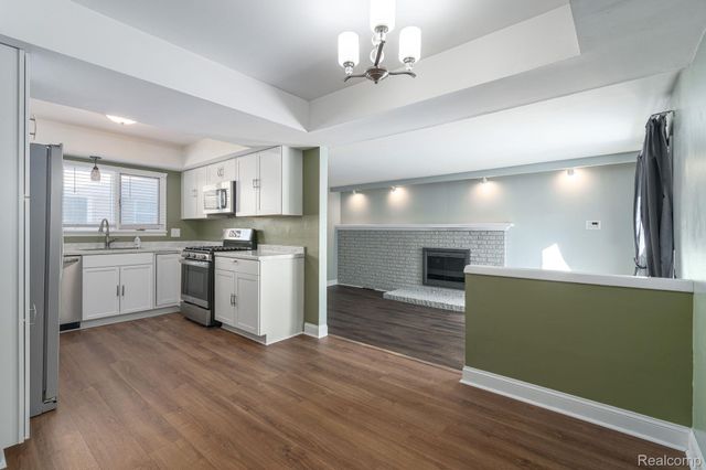 39618 Birchwood Drive, Plymouth, MI 48170