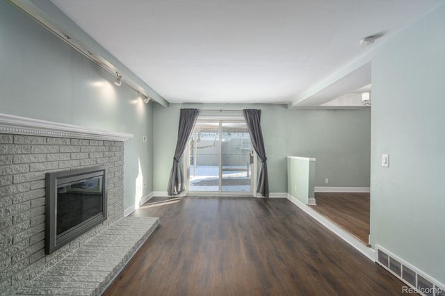 39618 Birchwood Drive, Plymouth, MI 48170