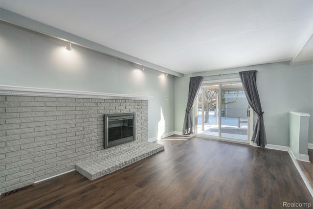 39618 Birchwood Drive, Plymouth, MI 48170