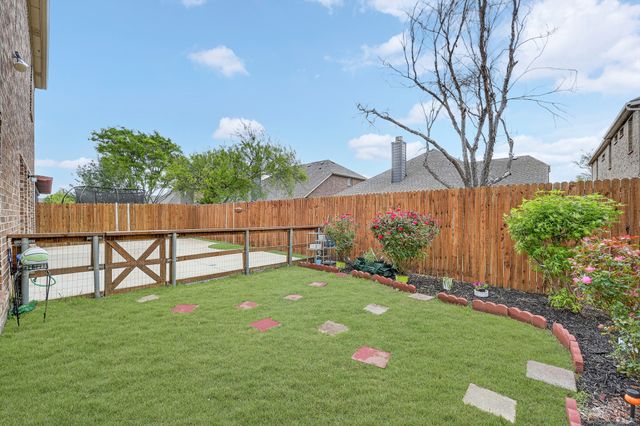 10313 Blackberry Street, Mckinney, TX 75072