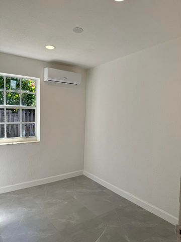 1611 NE 46th Street, Pompano Beach, FL 33064