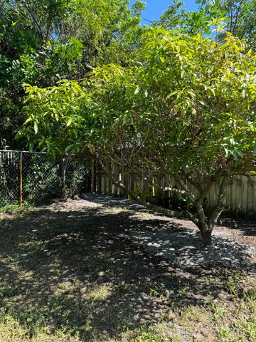 1611 NE 46th Street, Pompano Beach, FL 33064