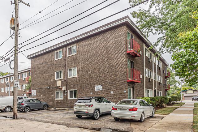 8500 Skokie Boulevard 1D, Skokie, IL 60077