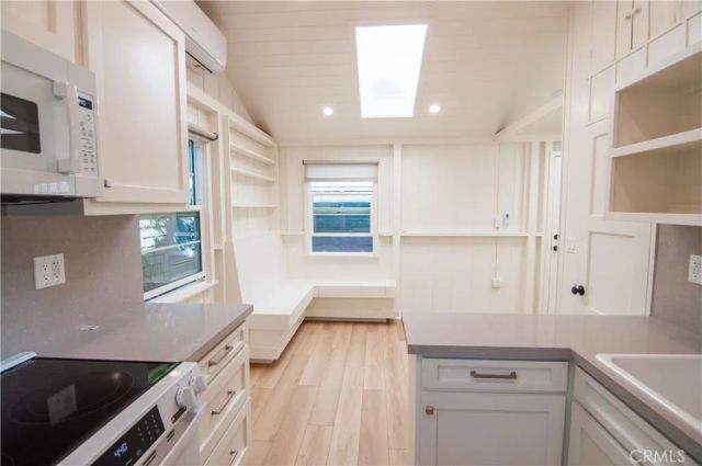 1145 North Coast Highway C, Laguna Beach, CA 92651