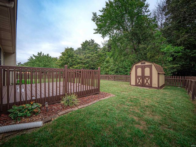 6098 Yosemite Drive, Newburgh, IN 47630