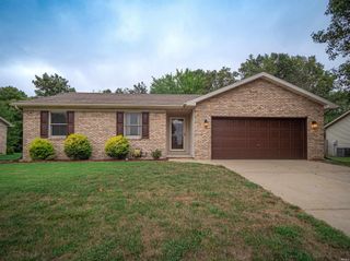 6098 Yosemite Drive, Newburgh, IN 47630