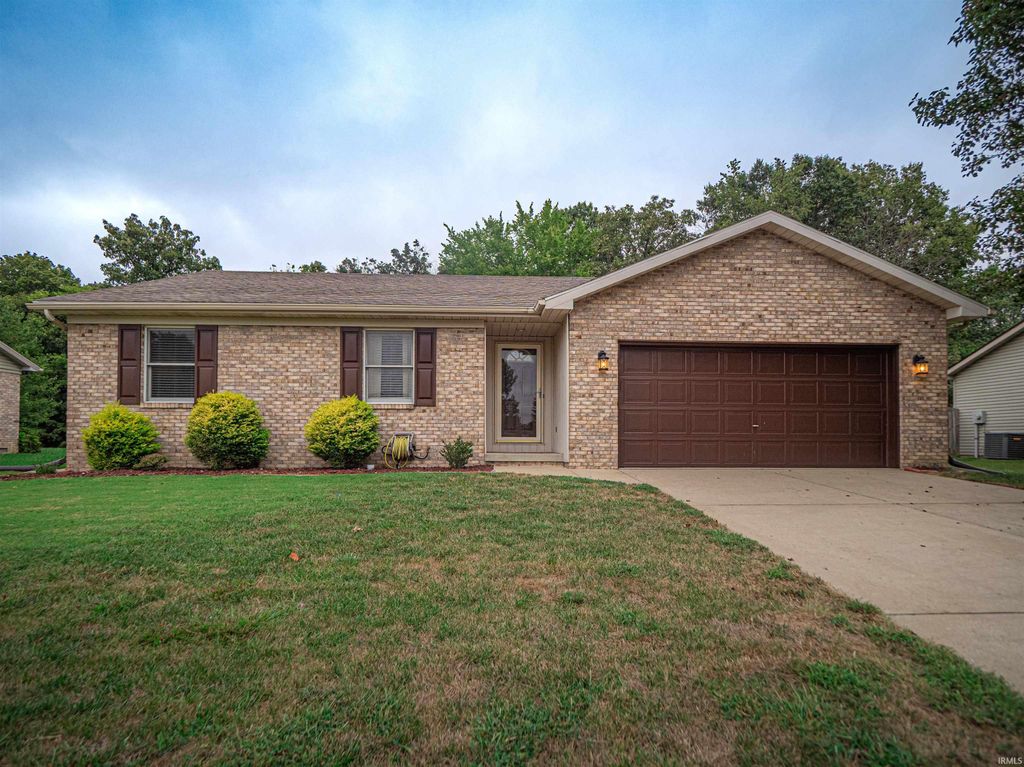 6098 Yosemite Drive, Newburgh, IN 47630