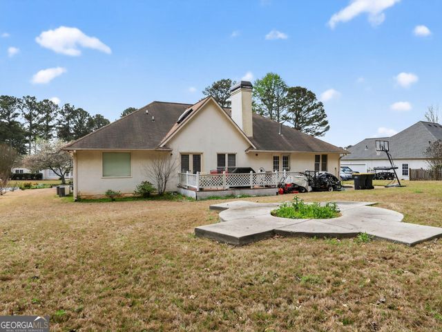 70 Northcrest Drive, Newnan, GA 30265