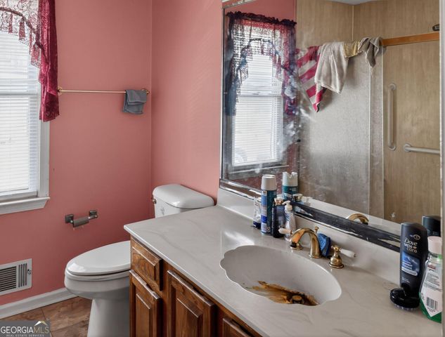 70 Northcrest Drive, Newnan, GA 30265