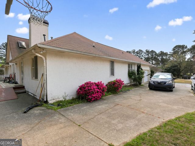 70 Northcrest Drive, Newnan, GA 30265