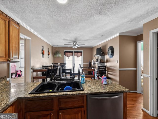 70 Northcrest Drive, Newnan, GA 30265