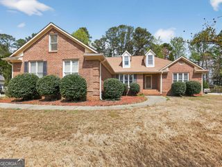 70 Northcrest Drive, Newnan, GA 30265