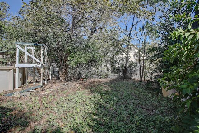 905 S Walnut ST, Georgetown, TX 78626