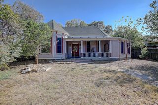 905 S Walnut ST, Georgetown, TX 78626