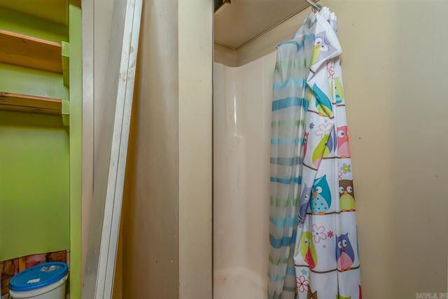 17 Duroc Drive, Cherokee Village, AR 72529