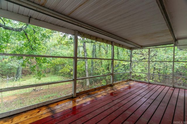 17 Duroc Drive, Cherokee Village, AR 72529