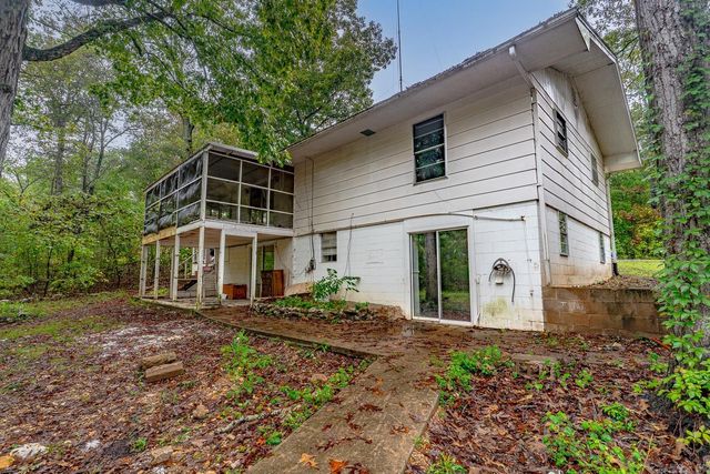 17 Duroc Drive, Cherokee Village, AR 72529