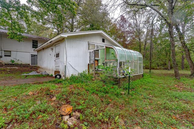 17 Duroc Drive, Cherokee Village, AR 72529