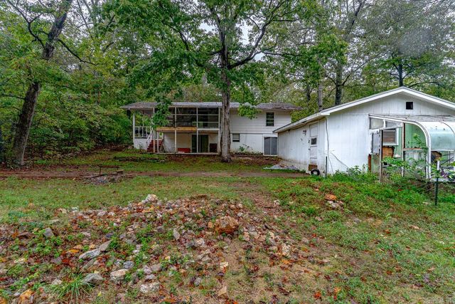17 Duroc Drive, Cherokee Village, AR 72529