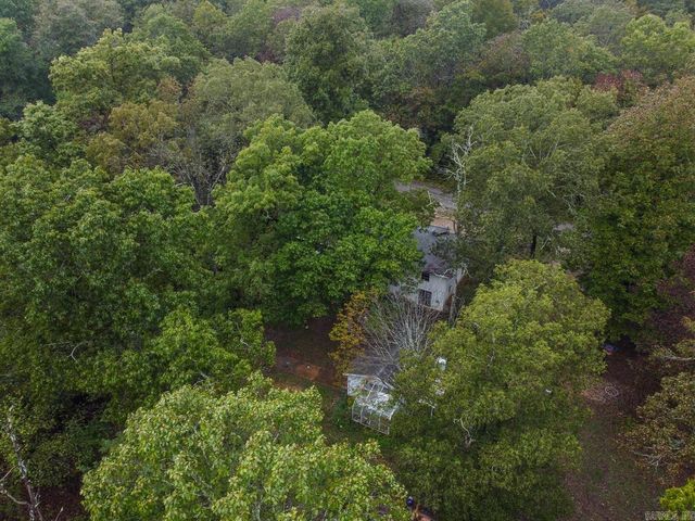 17 Duroc Drive, Cherokee Village, AR 72529