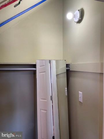 2154 RIDGE AVE #2, Philadelphia, PA 19121