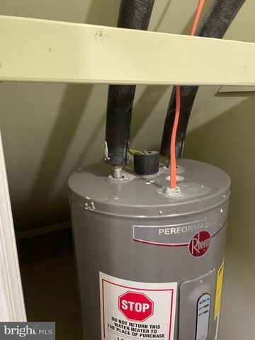 2154 RIDGE AVE #2, Philadelphia, PA 19121