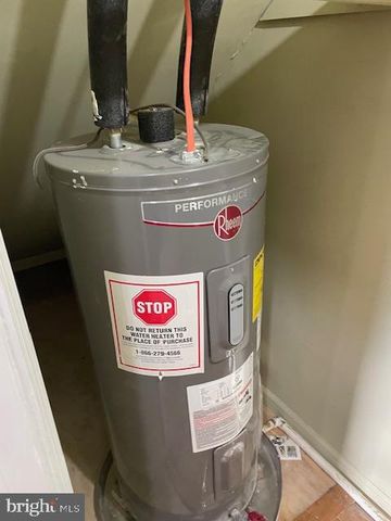 2154 RIDGE AVE #2, Philadelphia, PA 19121