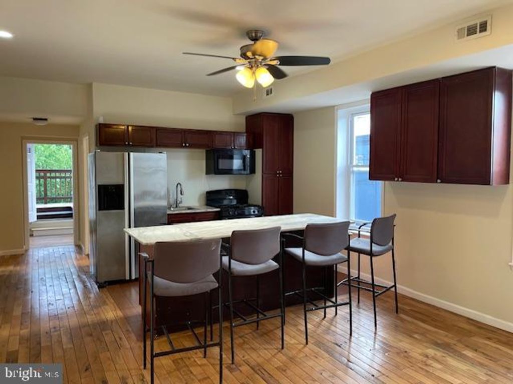 2154 RIDGE AVE #2, Philadelphia, PA 19121