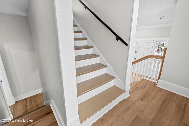 1222 Cypress St, Louisville, KY 40211