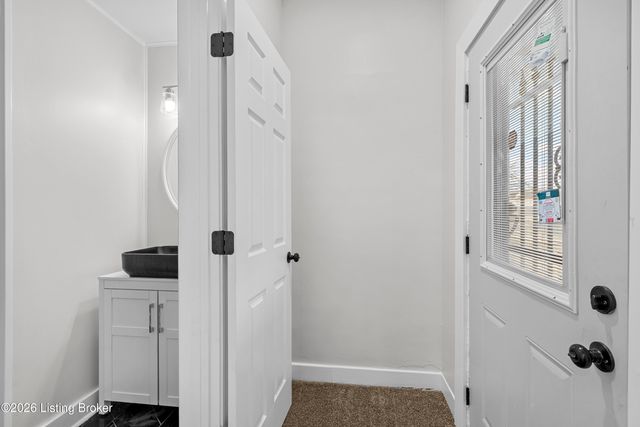 1222 Cypress St, Louisville, KY 40211