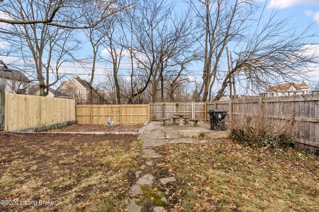 1222 Cypress St, Louisville, KY 40211