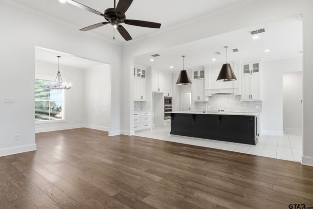 158 Forest View Dr., Mineola, TX 75773