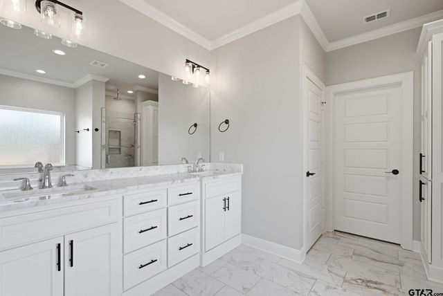 158 Forest View Dr., Mineola, TX 75773