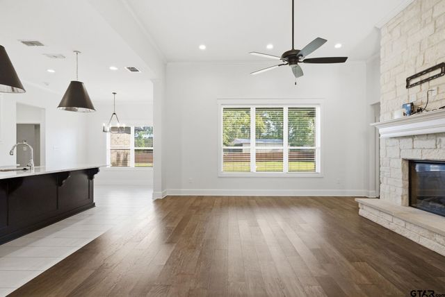 158 Forest View Dr., Mineola, TX 75773