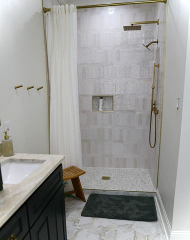 551 Pierremont Road, Shreveport, LA 71106