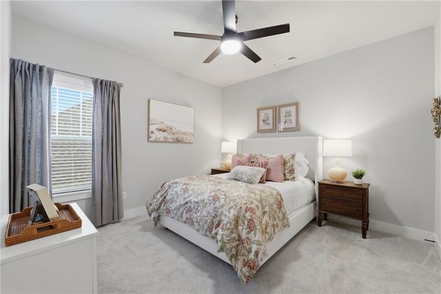 1503 Pack Cove, Lowell, AR 72745