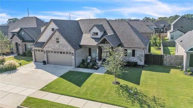 1503 Pack Cove, Lowell, AR 72745