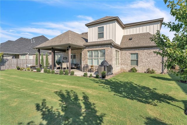 1503 Pack Cove, Lowell, AR 72745