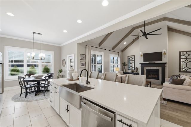 1503 Pack Cove, Lowell, AR 72745