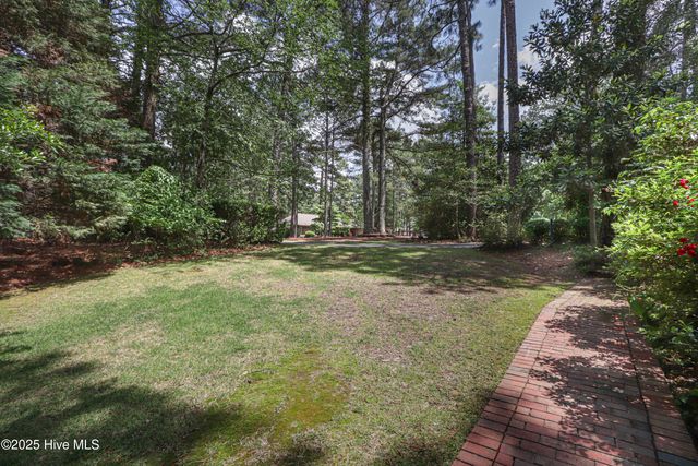 1 Collett Lane, Pinehurst, NC 28374