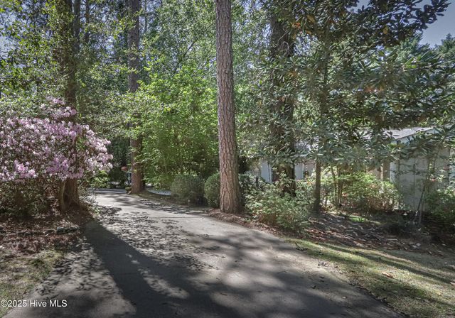 1 Collett Lane, Pinehurst, NC 28374
