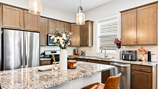 8081 Arrowwood Lane N, Maple Grove, MN 55369